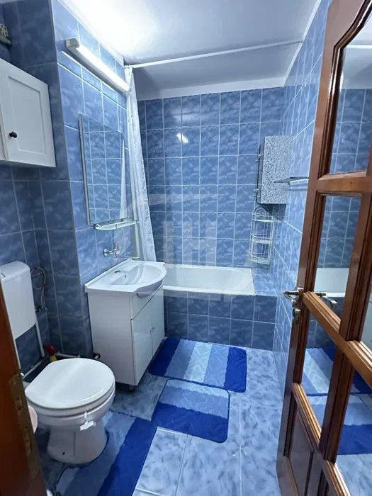 Apartament 4 camere, 2 bai, decomandat, in Marasti