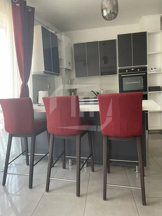 Apartament 2 camere, 2 parcari, zona Horea-Gara