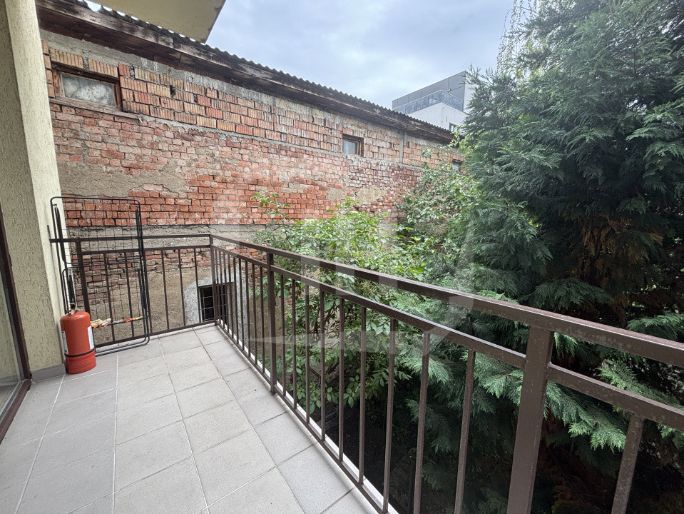 Apartament 2 camere, parcare zona Dorobantilor