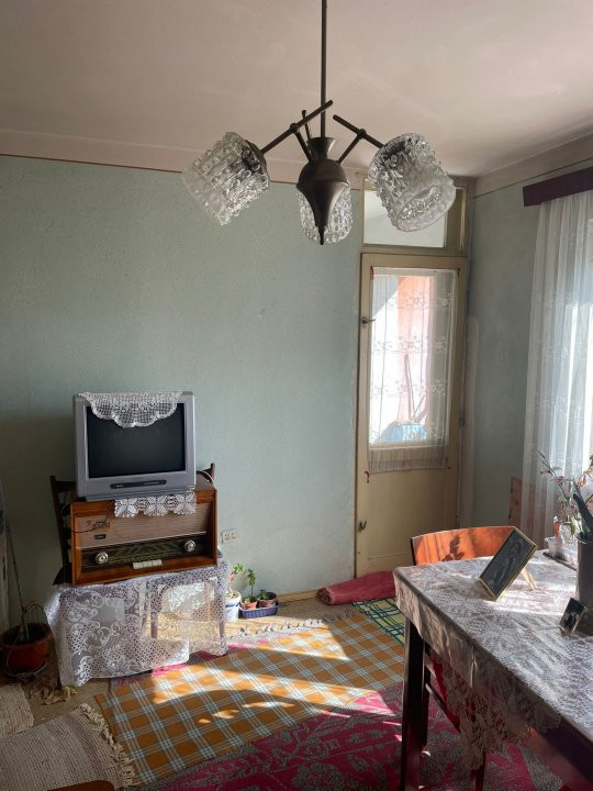 Apartament 2 camere decomandat, zona Bld Primaverii