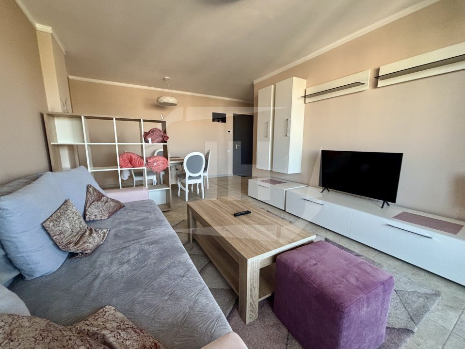 Apartament 3 camere, 2 bai, terasa, parcare, The Office