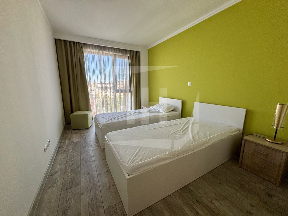 Apartament 3 camere, 2 bai, terasa, parcare, The Office