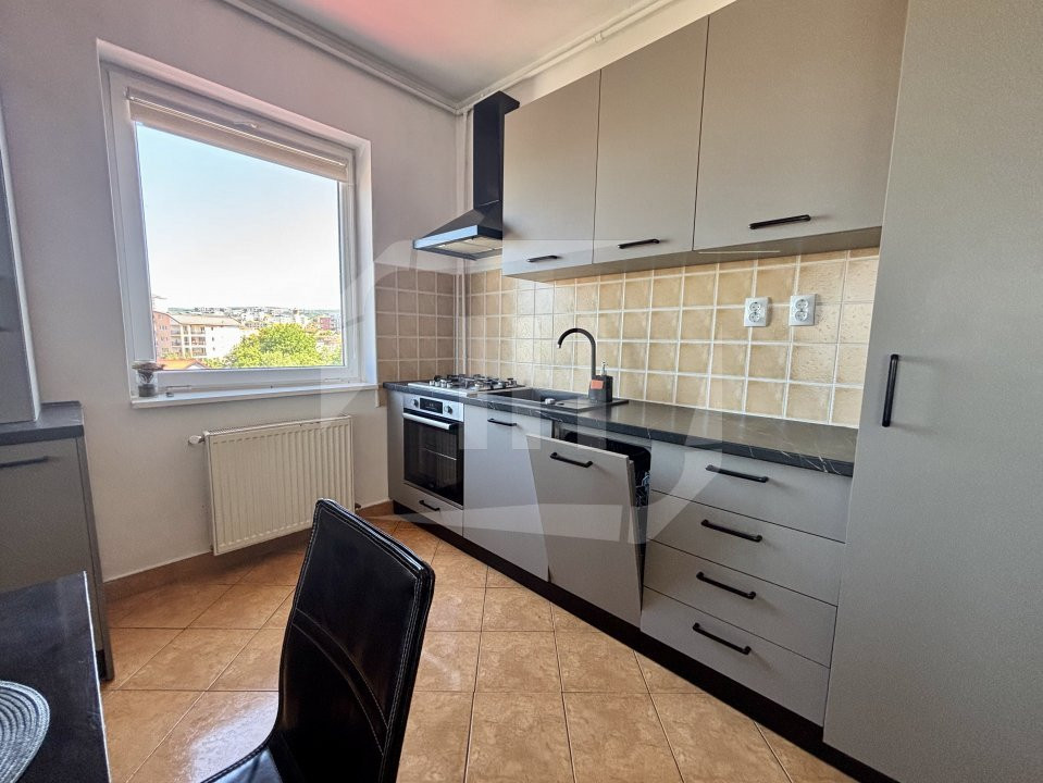 Apartament 4 camere, 2 bai, 160mp, parcare, Andrei Muresianu