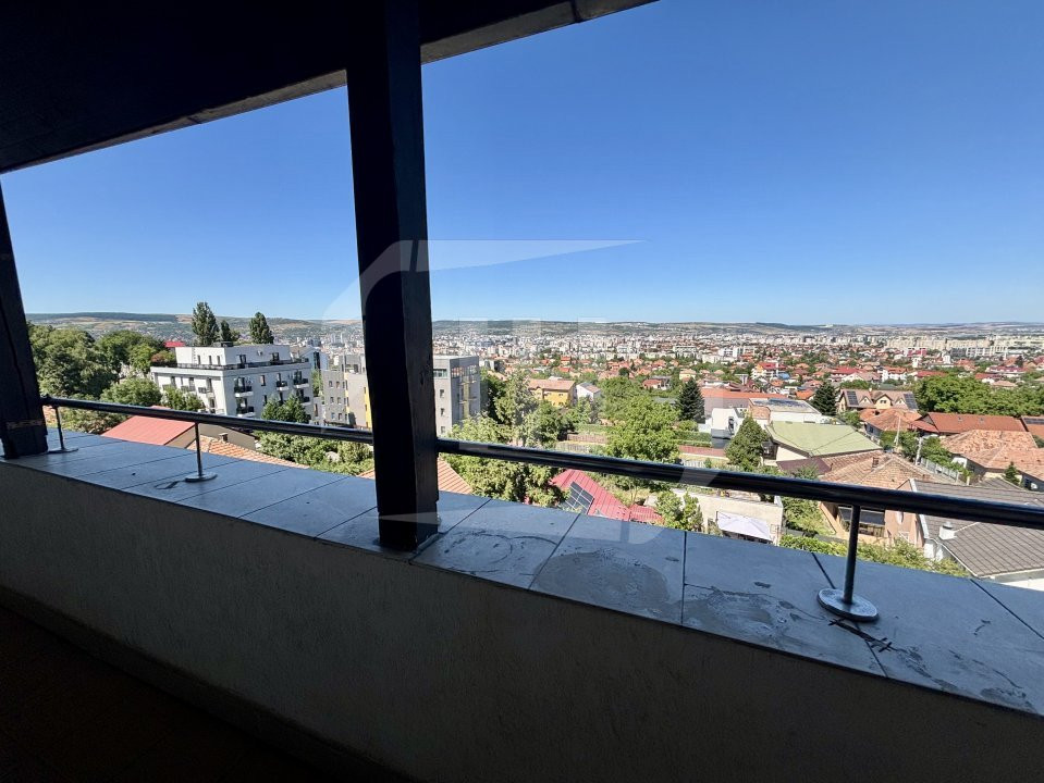 Apartament 4 camere, 2 bai, 160mp, parcare, Andrei Muresianu