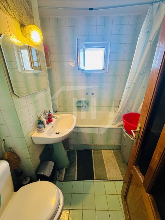 Apartament 2 camere, decomandat, etaj intermediar, Marasti