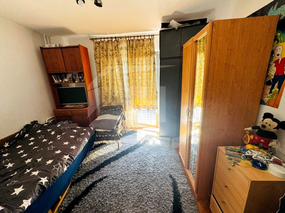 Apartament 2 camere, decomandat, etaj intermediar, Marasti
