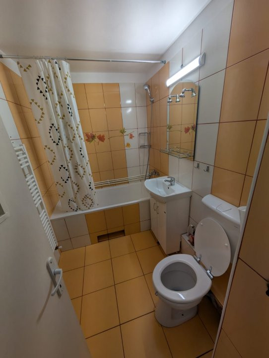 Apartament 2 camere decomandat, zona Electrica 