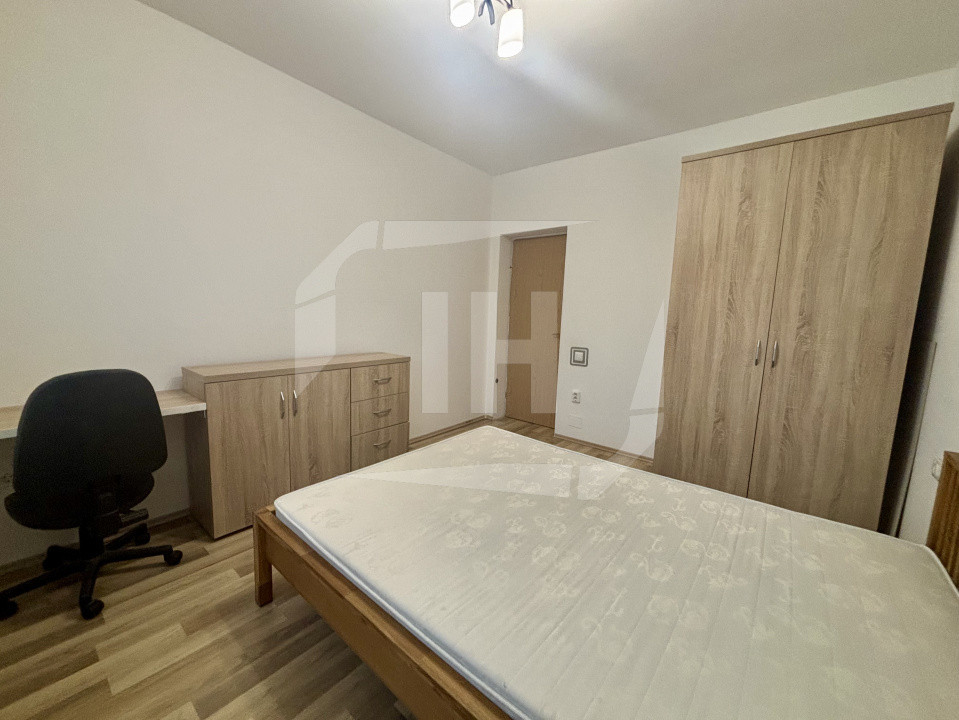 Apartament 2 camere, decomandat, parcare, zona Iulius Mall