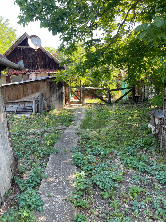 Teren intravilan, surpafata urila 2460 mp, Cojocna