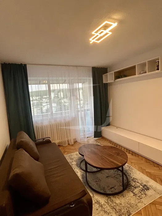 Apartament 2 camere, decomandat, recent renovat, Calea Floresti
