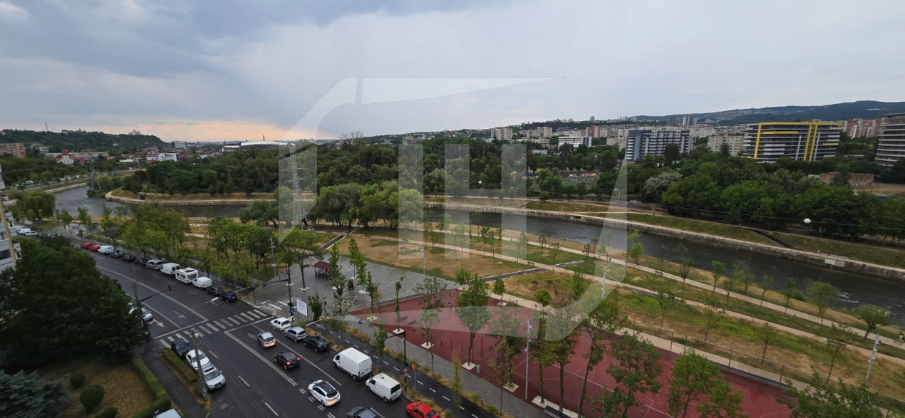 Apartament 2 camere, decomandat, priveliste catre Somes