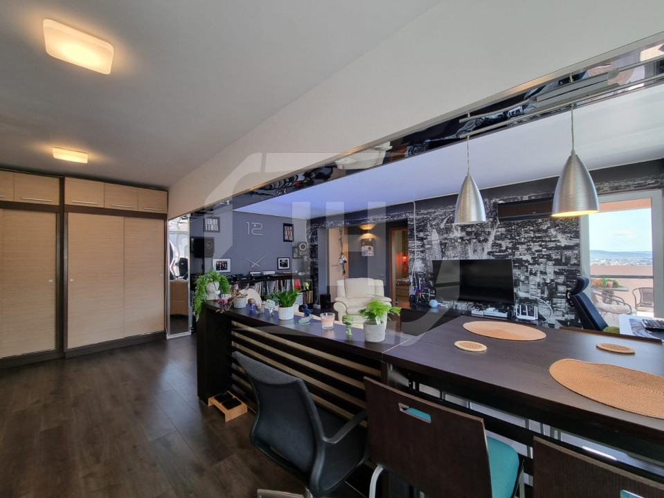 Apartament cu 2 camere, terasa, intermediar, parcare, zona Andrei Muresanu