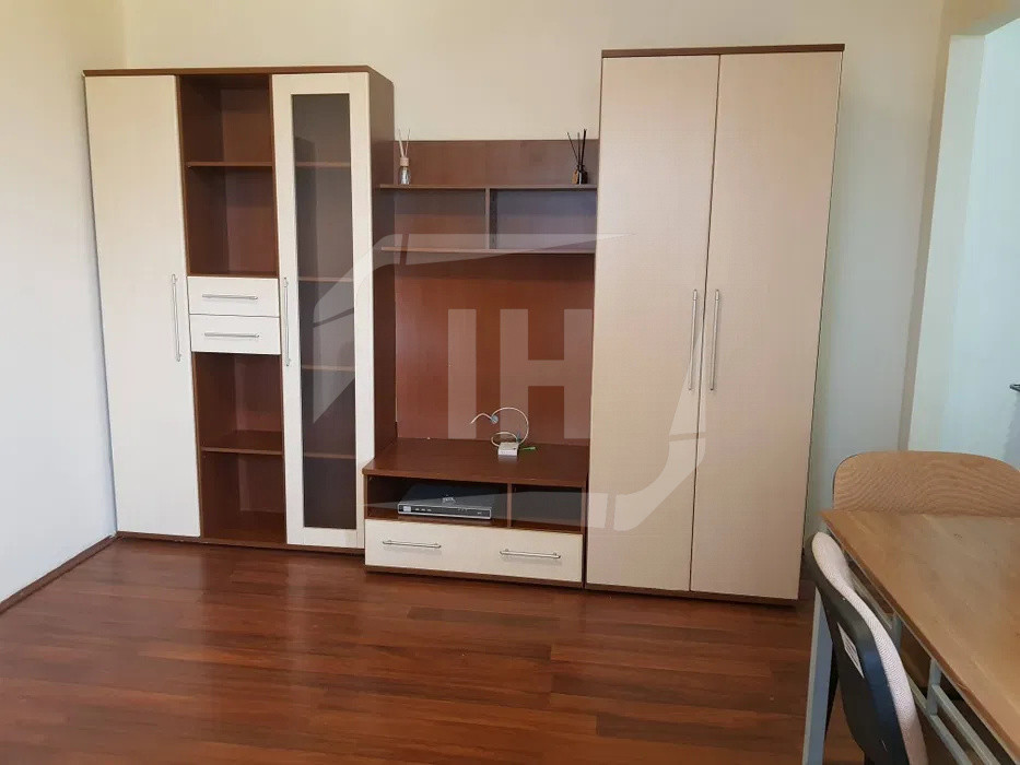 Apartament 2 camere, etaj 2/4, la cheie in Gheorgheni