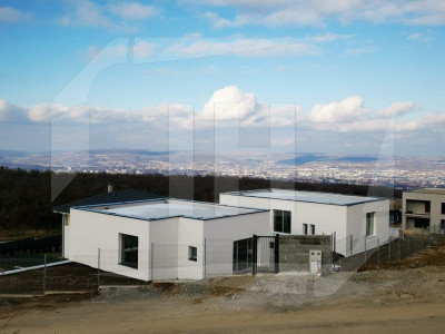 Duplex 160 mp utili, constructie noua, garaj, in zona Wonderland