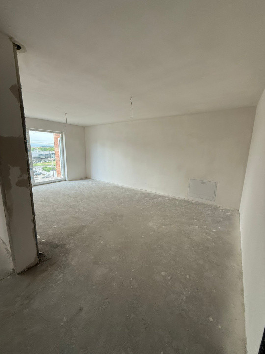 Apartament 2 camere in bloc nou, zona Vivo