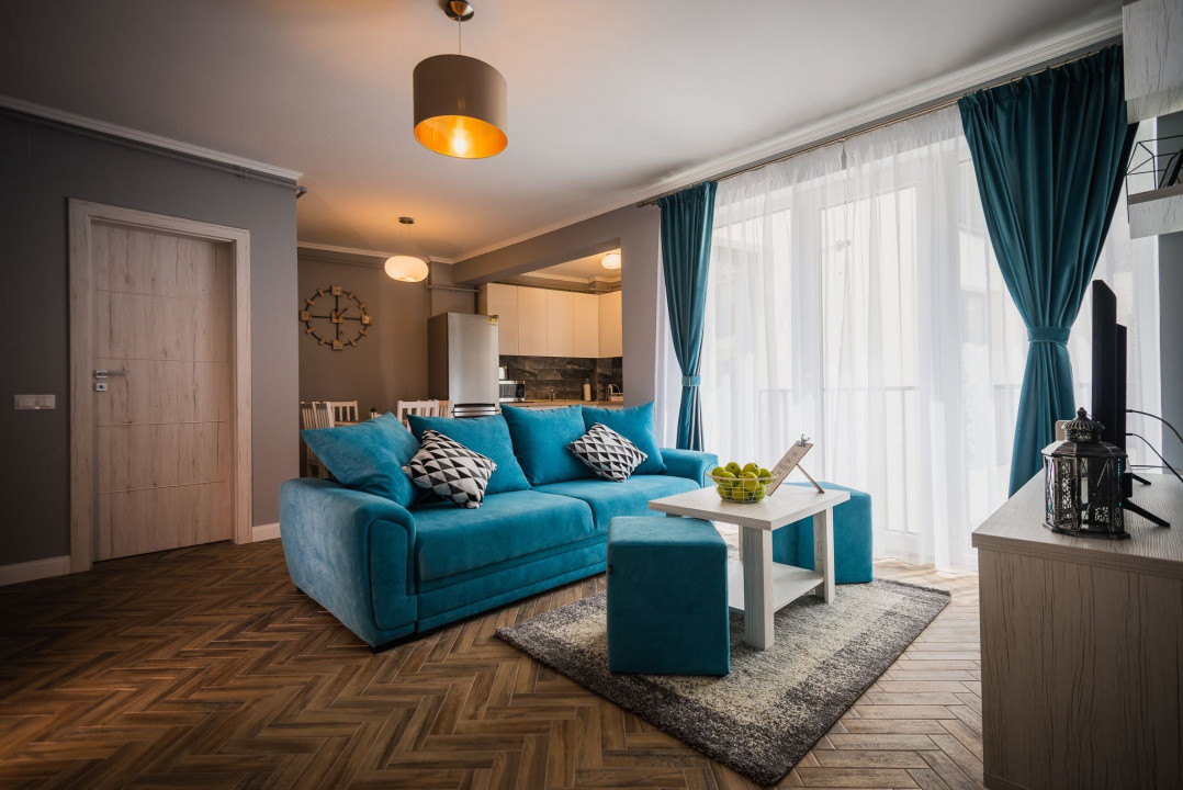 Apartament 3 camere la cheie, zona Platinia Shopping Center