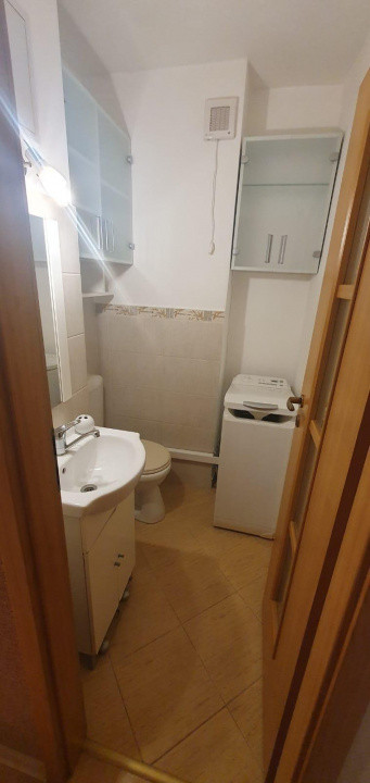 Apartament 3 camere confort sporit, zona Bld Primaverii