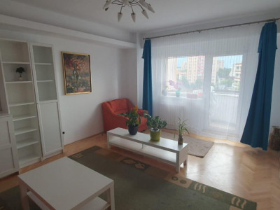 Apartament 3 camere confort sporit, zona Bld Primaverii