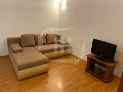 Apartament 2 camere, semidecomandat, zona FSPAC