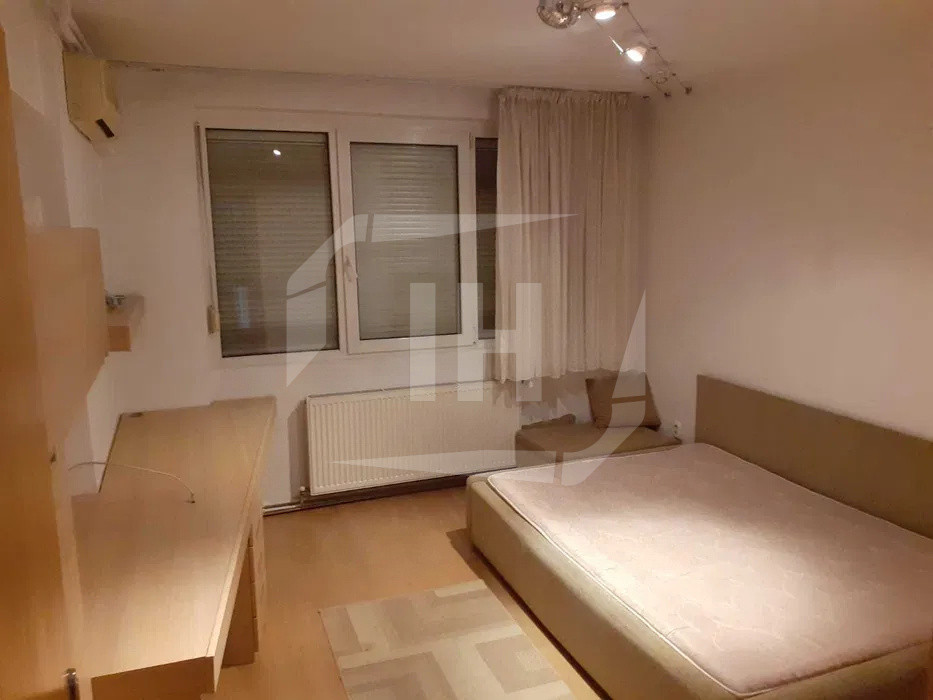 Apartament 2 camere, decomandat, Centru, Motilor