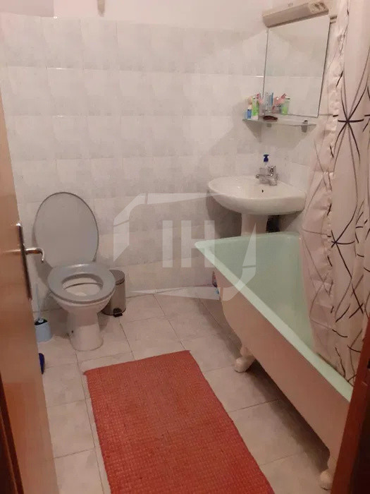 Apartament 2 camere, decomandat, Centru, Motilor