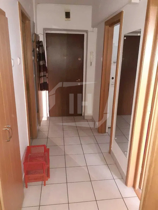 Apartament 2 camere, decomandat, Centru, Motilor