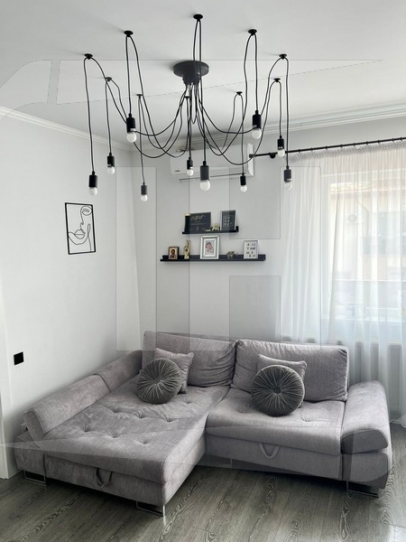 Apartament 3 camere, la cheie, terasa, zona Vivo
