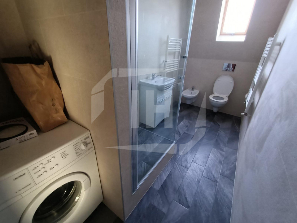 Apartament cu 3 camere, zona Nicolae Titulescu