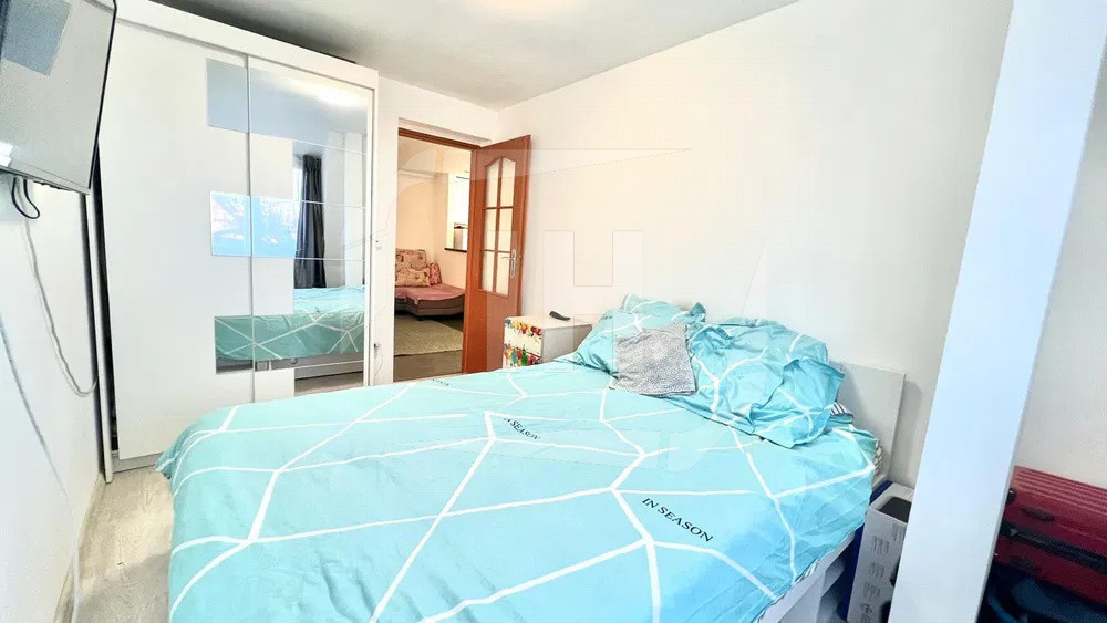 Apartament cu 3 camere, zona Nicolae Titulescu