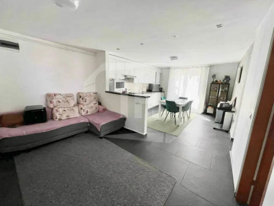 Apartament cu 3 camere, zona Nicolae Titulescu