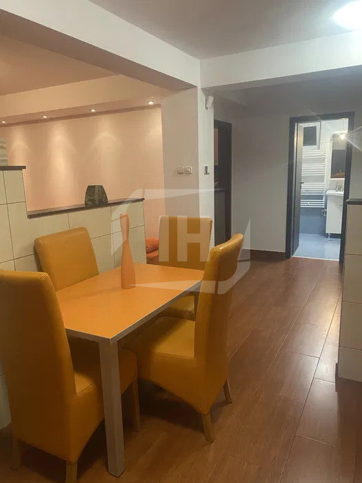 Apartament cu 2 camere, zona Grand Hotel Italia