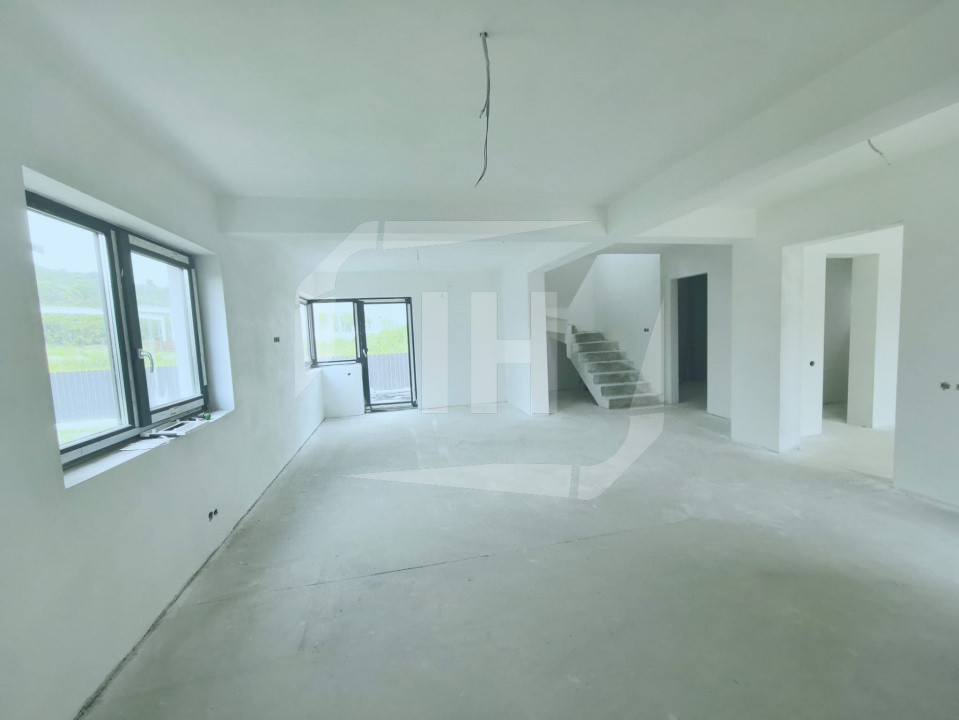 Casa individuala, 4 camere, 3 bai, 400 mp teren