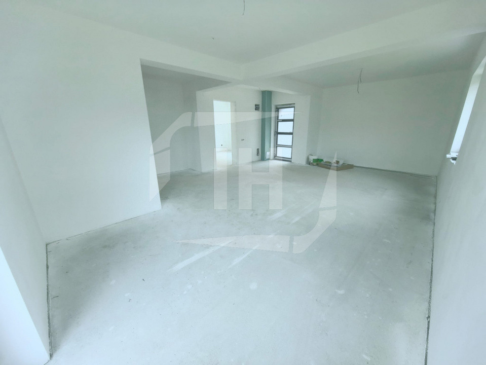 Casa individuala, 4 camere, 3 bai, 400 mp teren