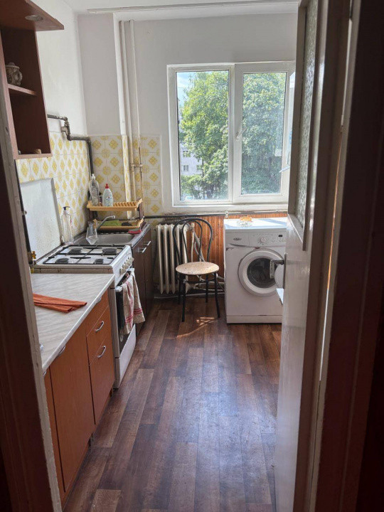 Apartament 3 camere pe etaj intermediar, zona Grigore Alexandrescu