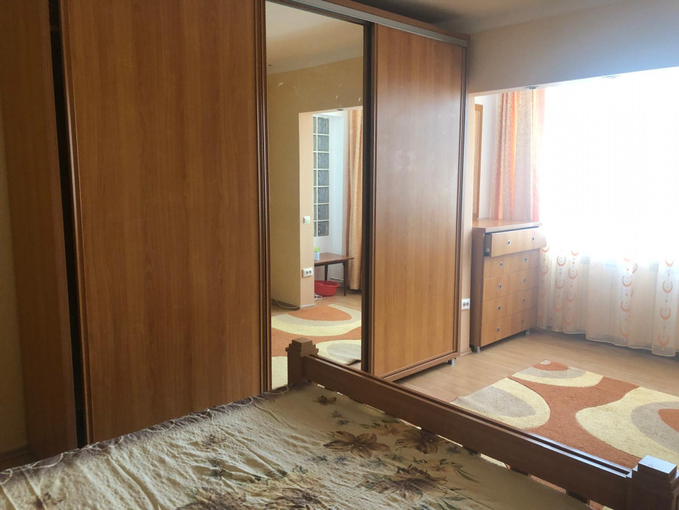 Apartament 3 camere decomandat, cartier Manastur