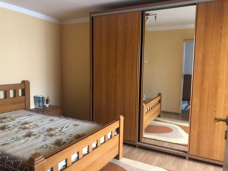 Apartament 3 camere decomandat, cartier Manastur