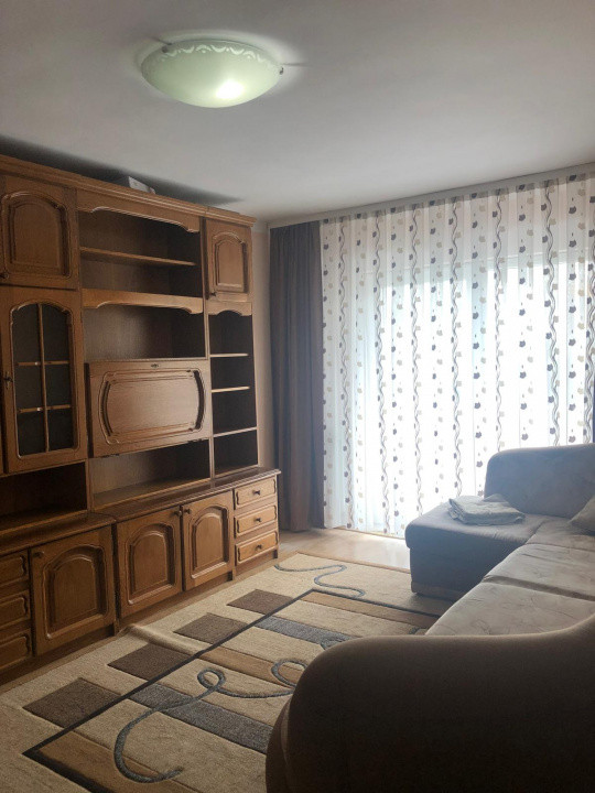 Apartament 3 camere decomandat, cartier Manastur