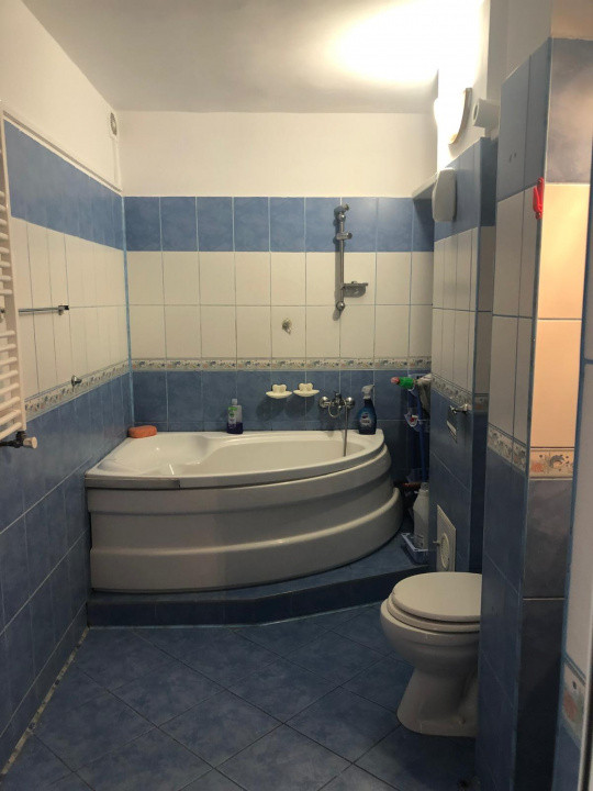 Apartament 3 camere decomandat, cartier Manastur