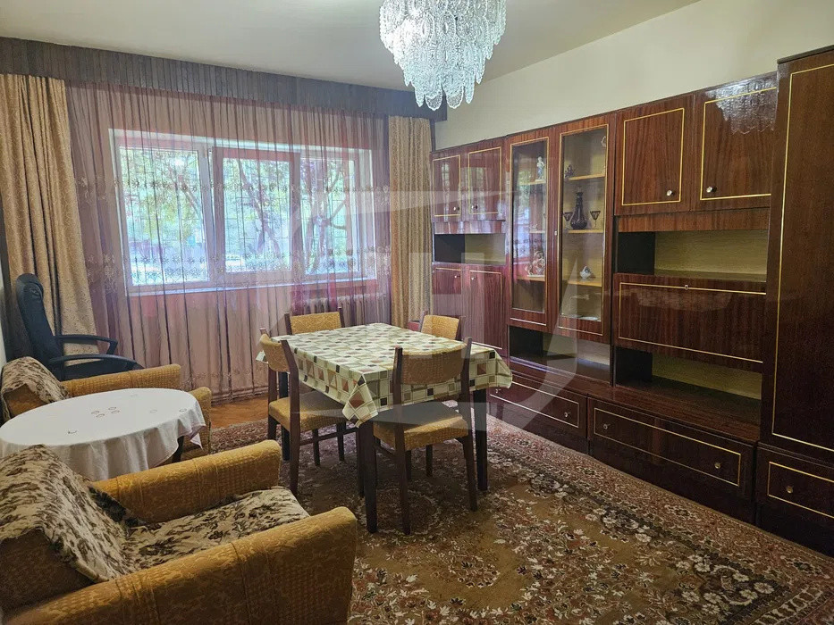 Apartament 3 camere, decomandat cu parcare, Zorilor zona Golden Tulip