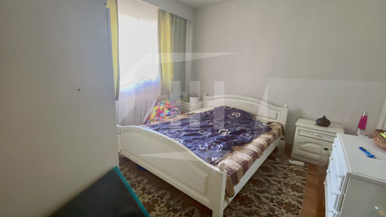 Apartament 3 camere, decomandat cu parcare, Zorilor zona Golden Tulip