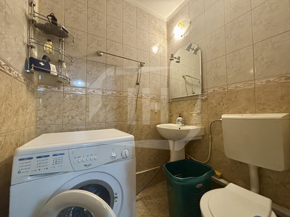 Apartament 3 camere, decomandat cu parcare, Zorilor zona Golden Tulip