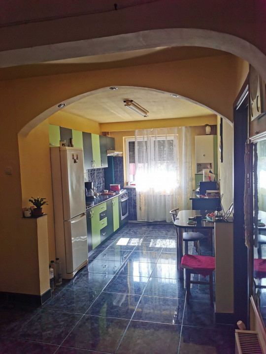 Apartament 3 camere, zona Grigore Alexandrescu