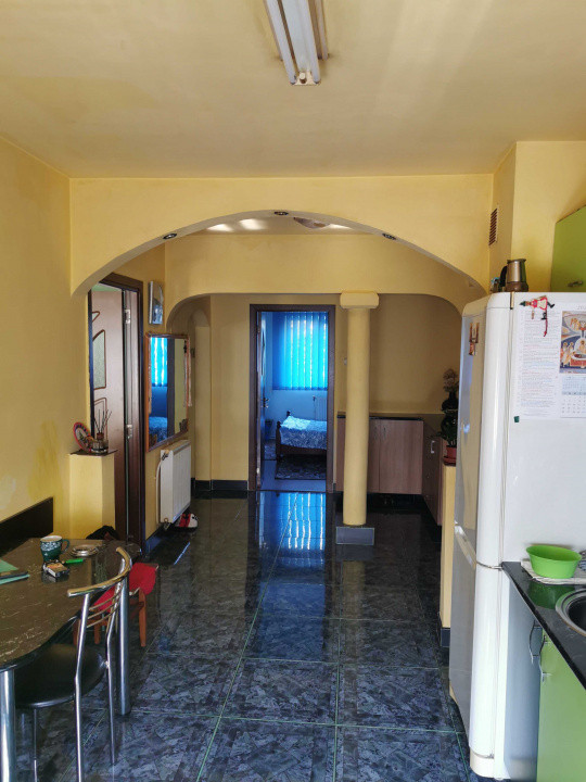 Apartament 3 camere, zona Grigore Alexandrescu