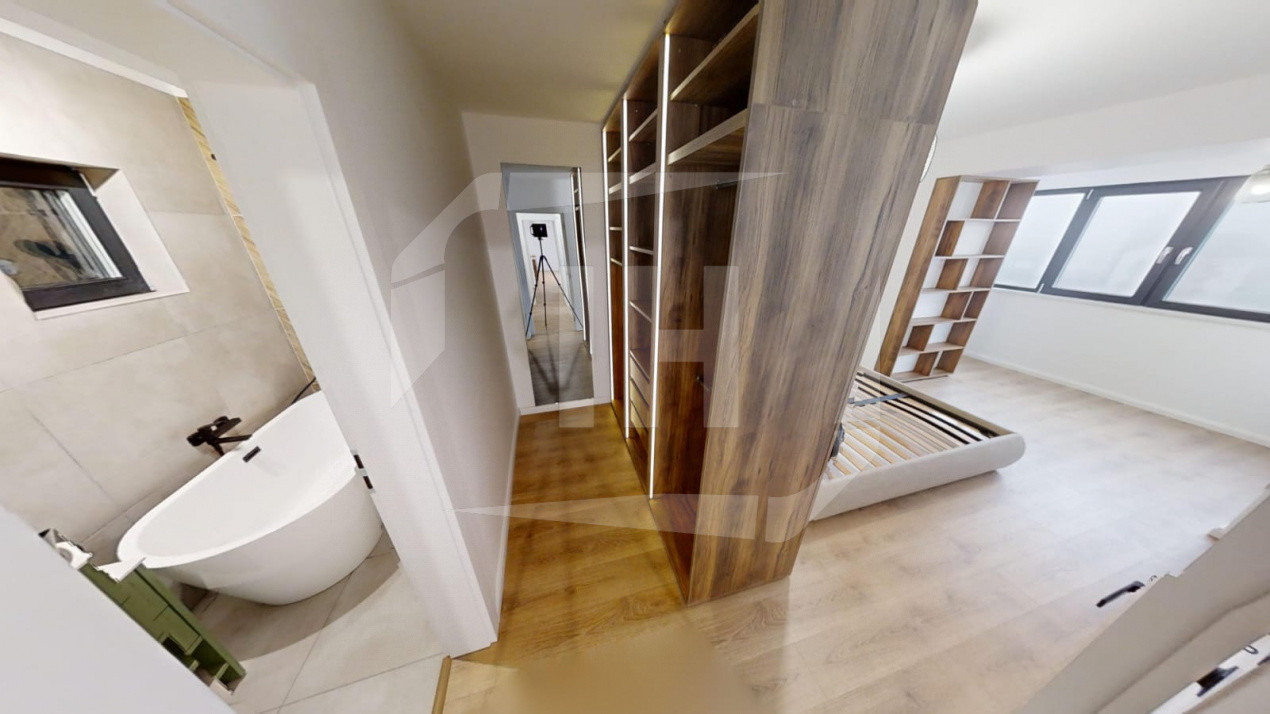 Apartament 4 camere, decomandat, garaj, cartier Zorilor