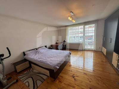 Casa pretabila pentru birou sau spatiu de servicii