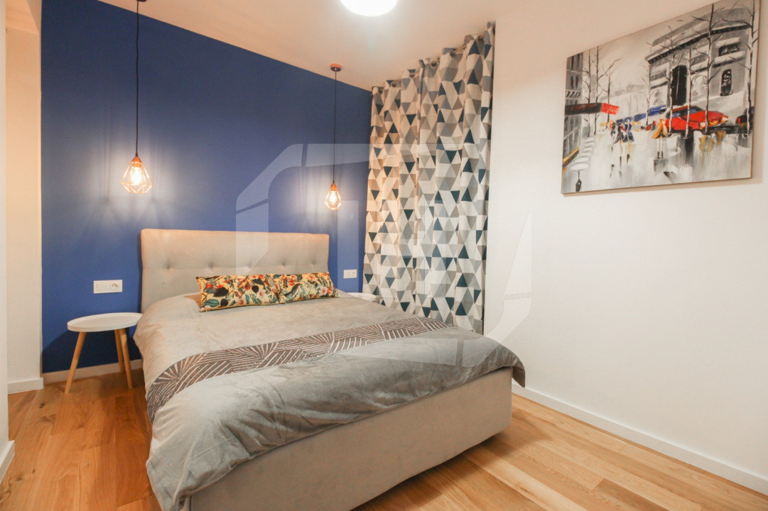 Apartament 2 camere, parcare, zona Vivo