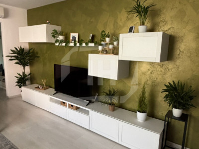 Apartament 3 camere, etaj intermediar, complet renovat, in Gheorgheni