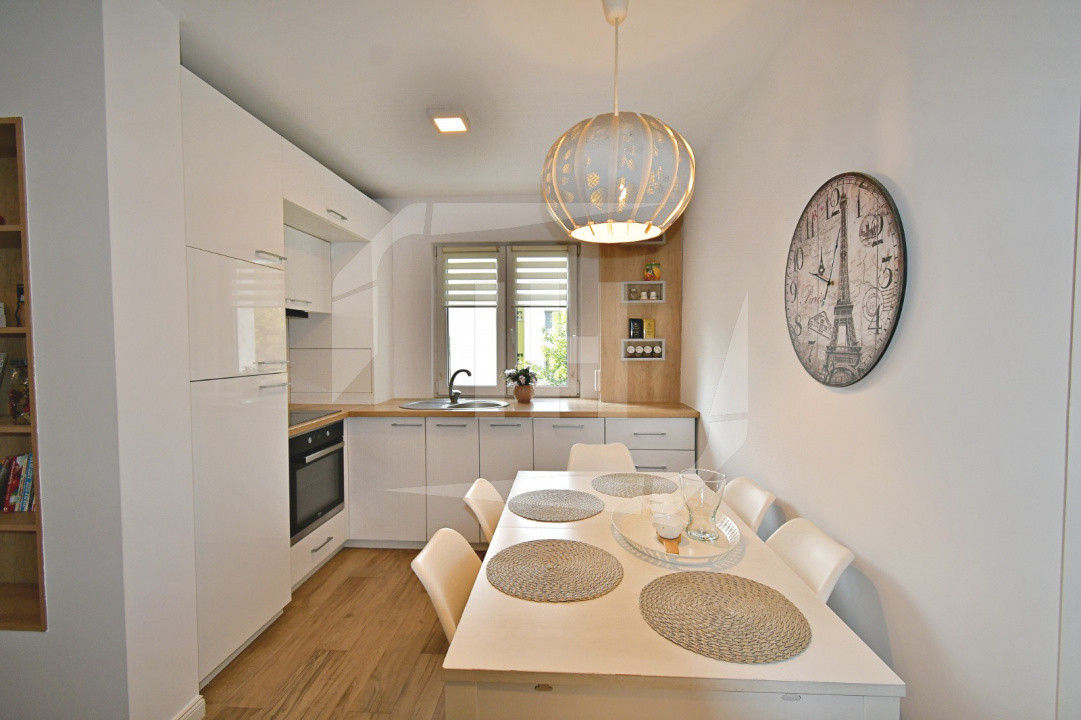 Apartament 3 camere, etaj 3, complet renovat, in cartierul Gheorgheni