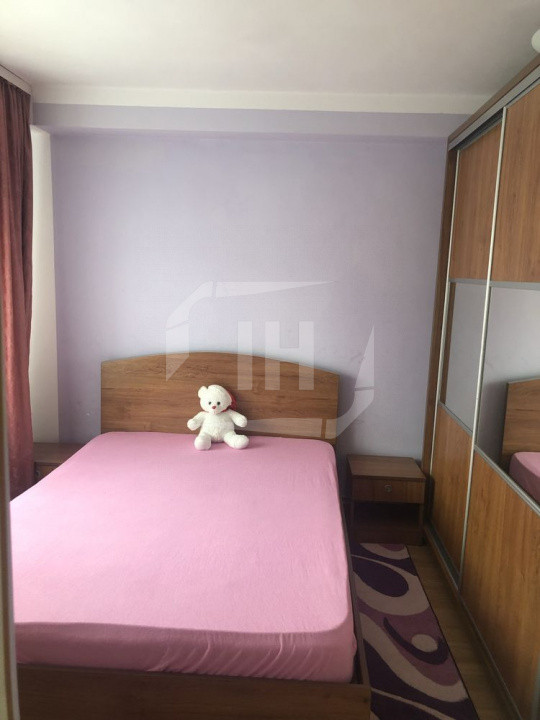 Apartament cu 3 camere decomandat, zona Manastur