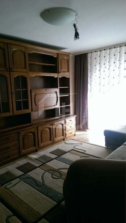 Apartament cu 3 camere decomandat, zona Manastur